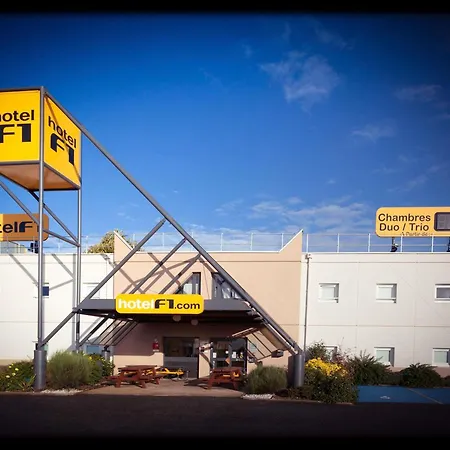 Hotelf1 Rénové Hotel