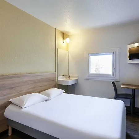 Hotel Hotelf1 *