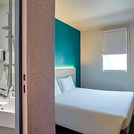 Hotel Hotelf1 Cholet