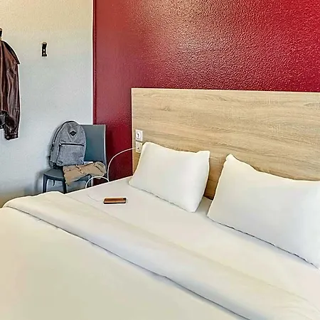 Hotel Hotelf1 *