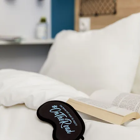 Hotel Hotelf1 Rénové Cholet