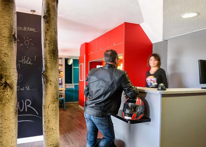 Hotel Hotelf1 Rénové *