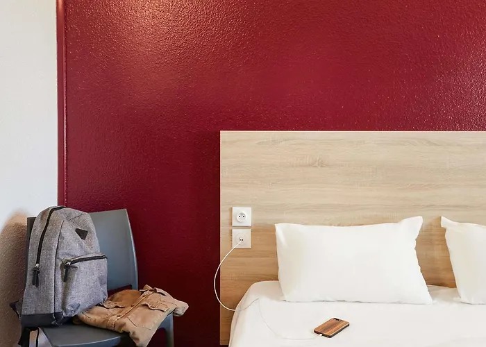 Hotel Hotelf1 Cholet