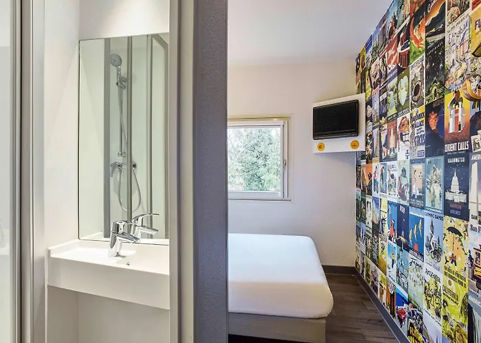 Hotel Hotelf1 Cholet